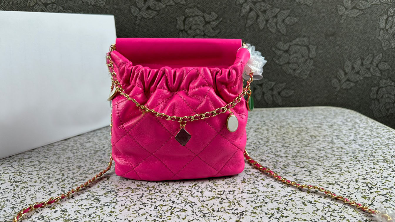 Brand Classic Designers Shoulder Bags Handbags Top Quality Woman Fashion Genuine Leather designer handbag Women Lingge sheepskin bucket bag Crossbody Bag 602
Brand Classic Designers Shoulder Bags Handbags Top Quality Woman Fashion Genuine Leather designer handbag Women Lingge sheepskin bucket bag Crossbody Bag 602