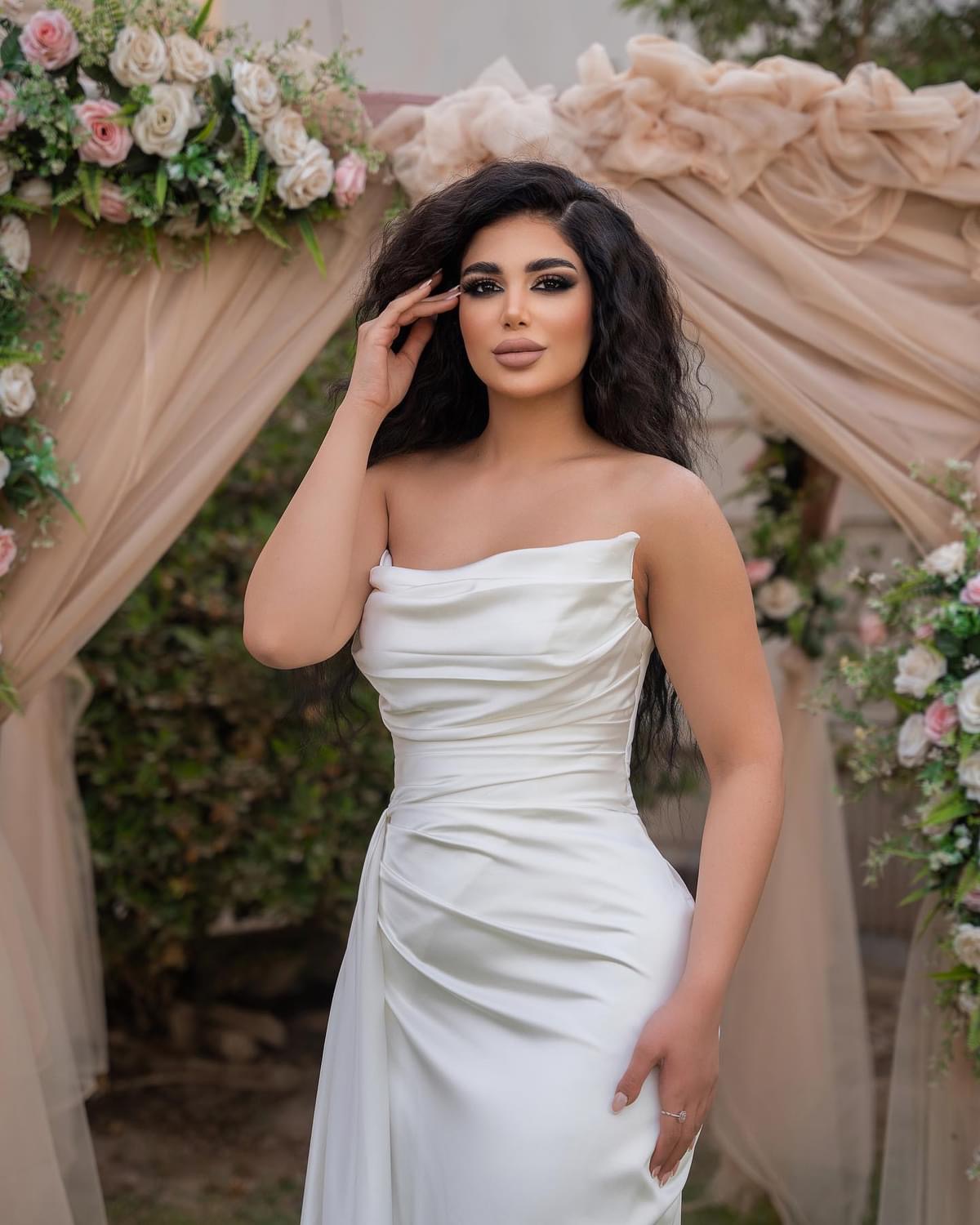 2023 Aso Ebi Simple Sheath Prom Dress Strapless Satin Evening Formal Party Second Reception Birthday Bridesmaid Engagement Gowns Dresses Robe De Soire