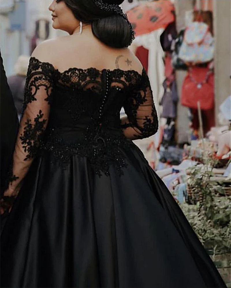 Bateau Neck Black Gothic Wedding Dresses Long Sleeve Lace Appliques A Line Satin Bridal Gowns Gorgeous Plus Size Bride Wear Custom Made 2023