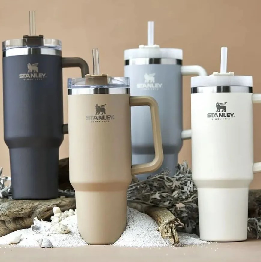 With logo Pink Stanley 40oz Tumblers With Handle Insulated Water Bottles Car Mugs Lid Straw Stainless Steel Coffee Termos Cups
With logo Pink Stanley 40oz Tumblers With Handle Insulated Water Bottles Car Mugs Lid Straw Stainless Steel Coffee Termos Cups