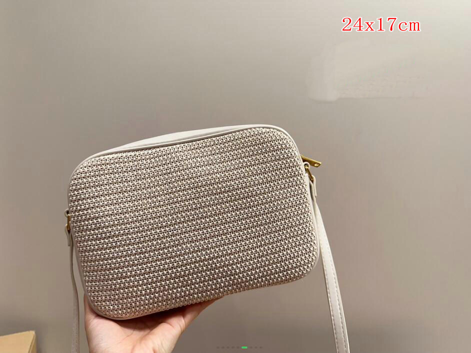 Fashion Denim Flap Shoulder Bag Women Crossbody Totes Backpack LOU Purse Handbags Seam Leather Ladies Metal Chains Messenger Luxurys Designer Bags er4, Khaki
Fashion Denim Flap Shoulder Bag Women Crossbody Totes Backpack LOU Purse Handbags Seam Leather Ladies Metal Chains Messenger Luxurys Designer Bags er4, Khaki