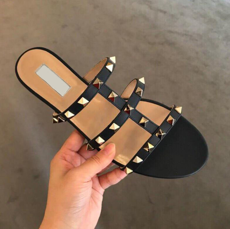 New Luxury Women Flat Rivet Valen Espadrilles Shoes Black Sandals Casual Flat Leather Slippers Flip Flops 35-43 V Dust Bag