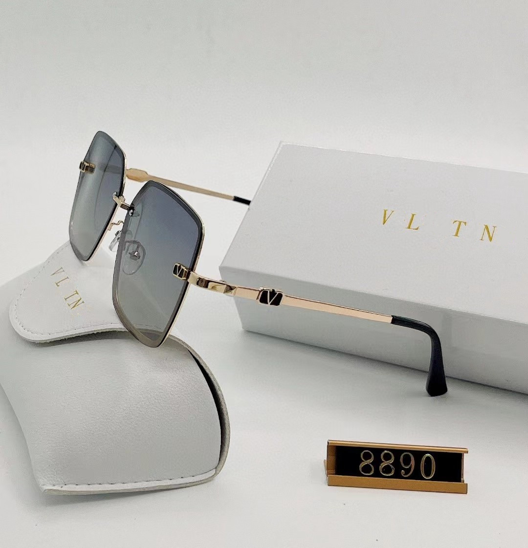 Sunlgasses Luxury Sunglasses Fashion VLTN Men Women Brand Designer Retro Style UV400 Protection Cat Eye Frame
Sunlgasses Luxury Sunglasses Fashion VLTN Men Women Brand Designer Retro Style UV400 Protection Cat Eye Frame