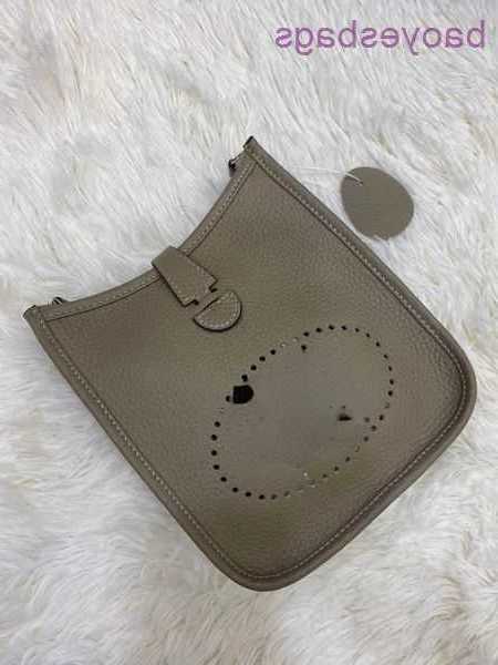 Designer Bag Bags Evelynbag Tote 2023 Mini Messenger Cowhide Lychee Water H-home Bucket Women's One Shoulder Wpf0 1 With Logo SI8R
Designer Bag Bags Evelynbag Tote 2023 Mini Messenger Cowhide Lychee Water H-home Bucket Women's One Shoulder Wpf0 1 With Logo SI8R