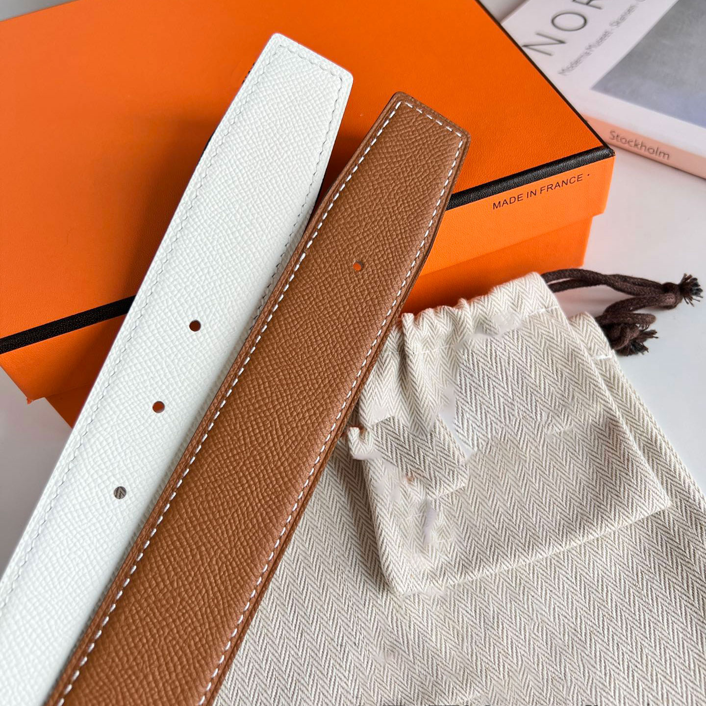 Luxury Designer Belts Women Men Fashion Brand Letter Buckle Belt H Man Woman Casual Formal Dress Jeans Business Belt Waistband Width 3.8cm Top Quality, Silver buckle
Luxury Designer Belts Women Men Fashion Brand Letter Buckle Belt H Man Woman Casual Formal Dress Jeans Business Belt Waistband Width 3.8cm Top Quality, Silver buckle