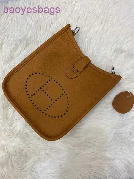 Designer Bag Tote Shoulder 2023 Women's Evelynbag Bags h Mini Messenger Cowhide One Lychee Water Bucket Kjt1 With Logo PA9E
Designer Bag Tote Shoulder 2023 Women's Evelynbag Bags h Mini Messenger Cowhide One Lychee Water Bucket Kjt1 With Logo PA9E