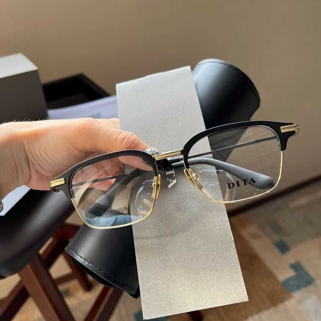 Original High Quality Wholesale Designer Sunglasses for sale Dita Dt142 pure titanium super strong texture delicate luster exquisite business yet fashionable Hav
Original High Quality Wholesale Designer Sunglasses for sale Dita Dt142 pure titanium super strong texture delicate luster exquisite business yet fashionable Hav