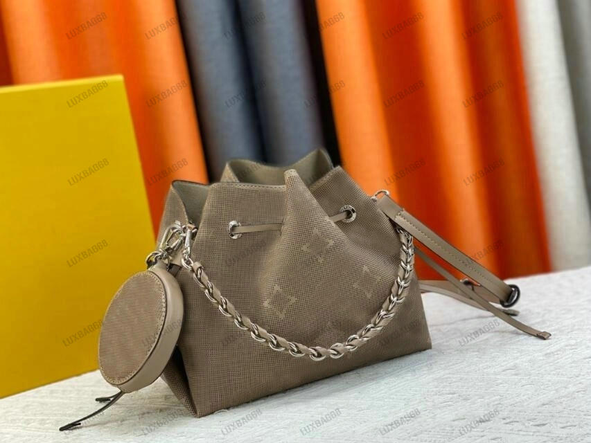 M21886 Bella Mahina Bucket Bags Perforated Leather Designer Handbags With Coin Purse Women's Luxurys Chain Bag Clutches BELLA, #2
M21886 Bella Mahina Bucket Bags Perforated Leather Designer Handbags With Coin Purse Women's Luxurys Chain Bag Clutches BELLA, #2