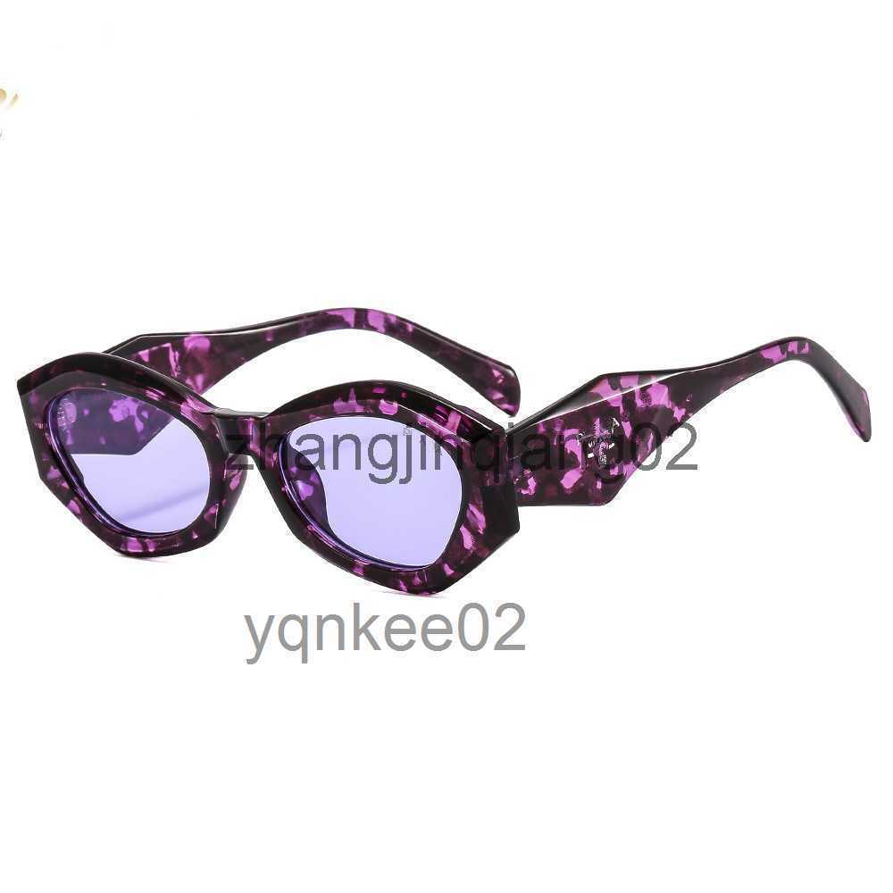 Designer Prad Sunglasses Cycle Luxurious Fashion Sports Polarize Sunglass For Man Woman Vintage Baseball New Driving Beach Polygonal Street Black White Glasses
Designer Prad Sunglasses Cycle Luxurious Fashion Sports Polarize Sunglass For Man Woman Vintage Baseball New Driving Beach Polygonal Street Black White Glasses