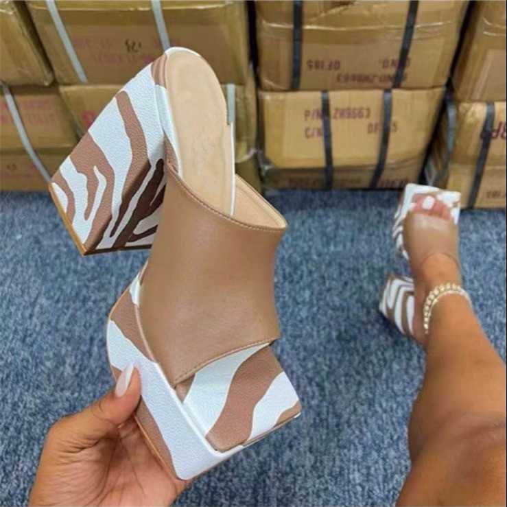 Slippers Summer 2022 New Fish Mouth Slippers Womens Thick Heel Thick Sole Large Square Head High Heel Womens Sandals J240315