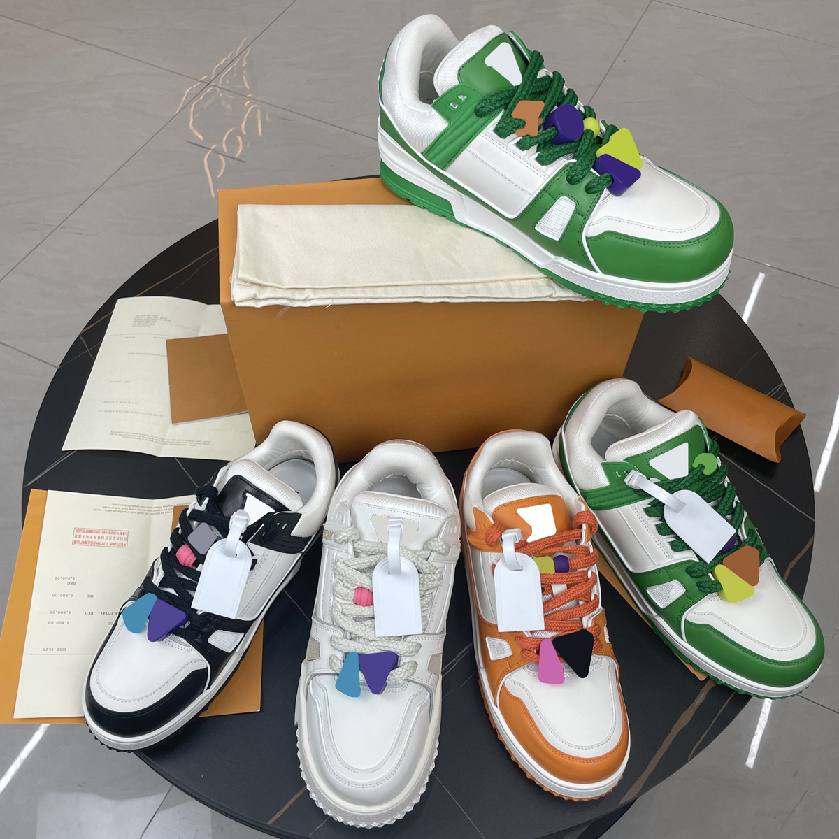 Designer sneakers trainer maix men women classic vintage platform wrapping feeling sneaker white blue green black fashion chubby and chubby casual shoes size 35-45
Designer sneakers trainer maix men women classic vintage platform wrapping feeling sneaker white blue green black fashion chubby and chubby casual shoes size 35-45