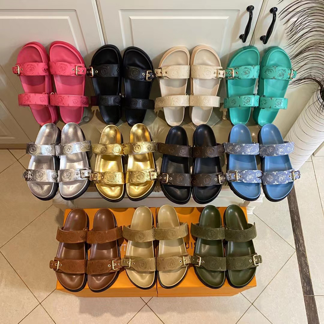 Designer Bom Dia Women Slippers Summer Flat Shoes Comfortable Mule Shoes Leather Canvas Beach Flat Shoes Fashion Sandals 2 Straps with Adjustable Gold Buckles
Designer Bom Dia Women Slippers Summer Flat Shoes Comfortable Mule Shoes Leather Canvas Beach Flat Shoes Fashion Sandals 2 Straps with Adjustable Gold Buckles