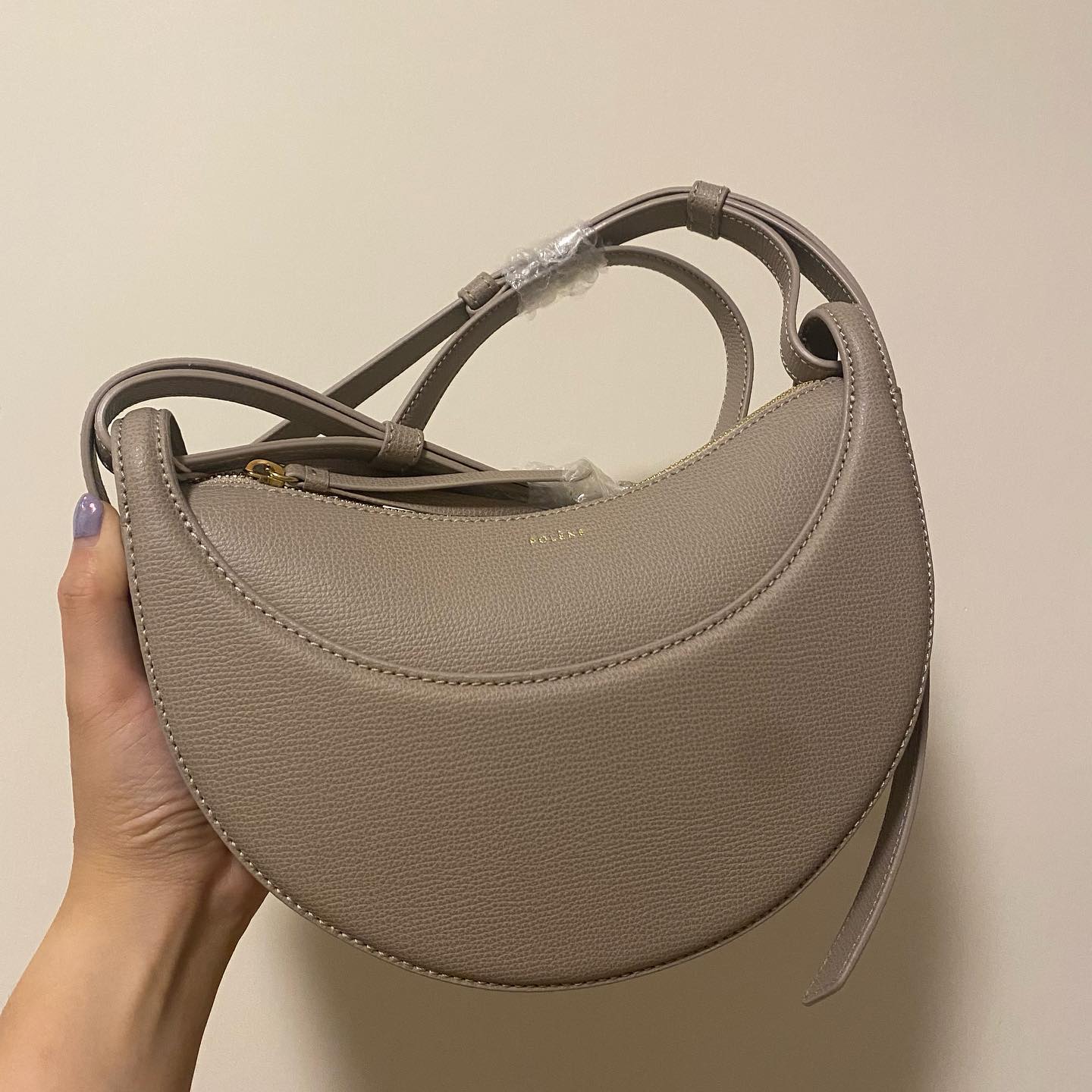 Polene Numero dix half moon bag wallet Smooth Womens Leather polenes cyme Luxury mirror quality handbag designer clutch bag tote Crossbody mens travel Shoulder bags, Khaki
Polene Numero dix half moon bag wallet Smooth Womens Leather polenes cyme Luxury mirror quality handbag designer clutch bag tote Crossbody mens travel Shoulder bags, Khaki