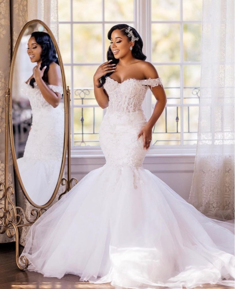 Gorgeous African Mermaid Wedding Dresses Lace Appliques Off The Shoulder Corset Ivory Bridal Gowns Sweetheart Neck Sleeveless Long Plus Size Robe De M