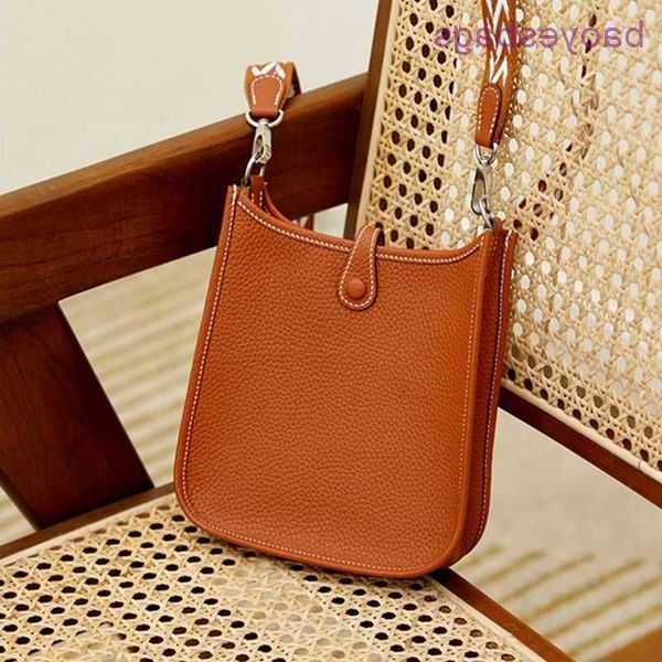 Designer Bag High Top Bags Tote Mini h Cowhide 2023 Small Evelynbag Layer Women's Single Order Shoulder Crossbody Leather Syfs 1 With Logo OPGH
Designer Bag High Top Bags Tote Mini h Cowhide 2023 Small Evelynbag Layer Women's Single Order Shoulder Crossbody Leather Syfs 1 With Logo OPGH