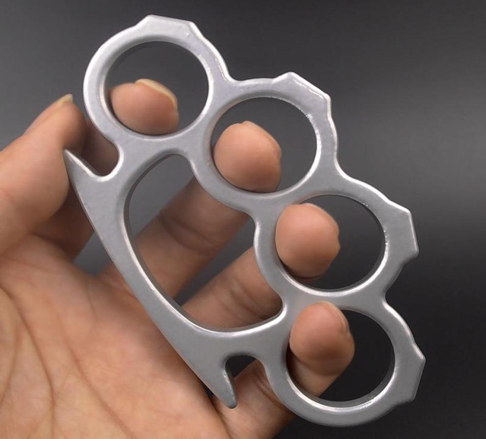 Metal knuckle duster four finger self defense tool Silver Black equipment clasp safety men039s and women039s pocket EDC tool3642635
Metal knuckle duster four finger self defense tool Silver Black equipment clasp safety men039s and women039s pocket EDC tool3642635