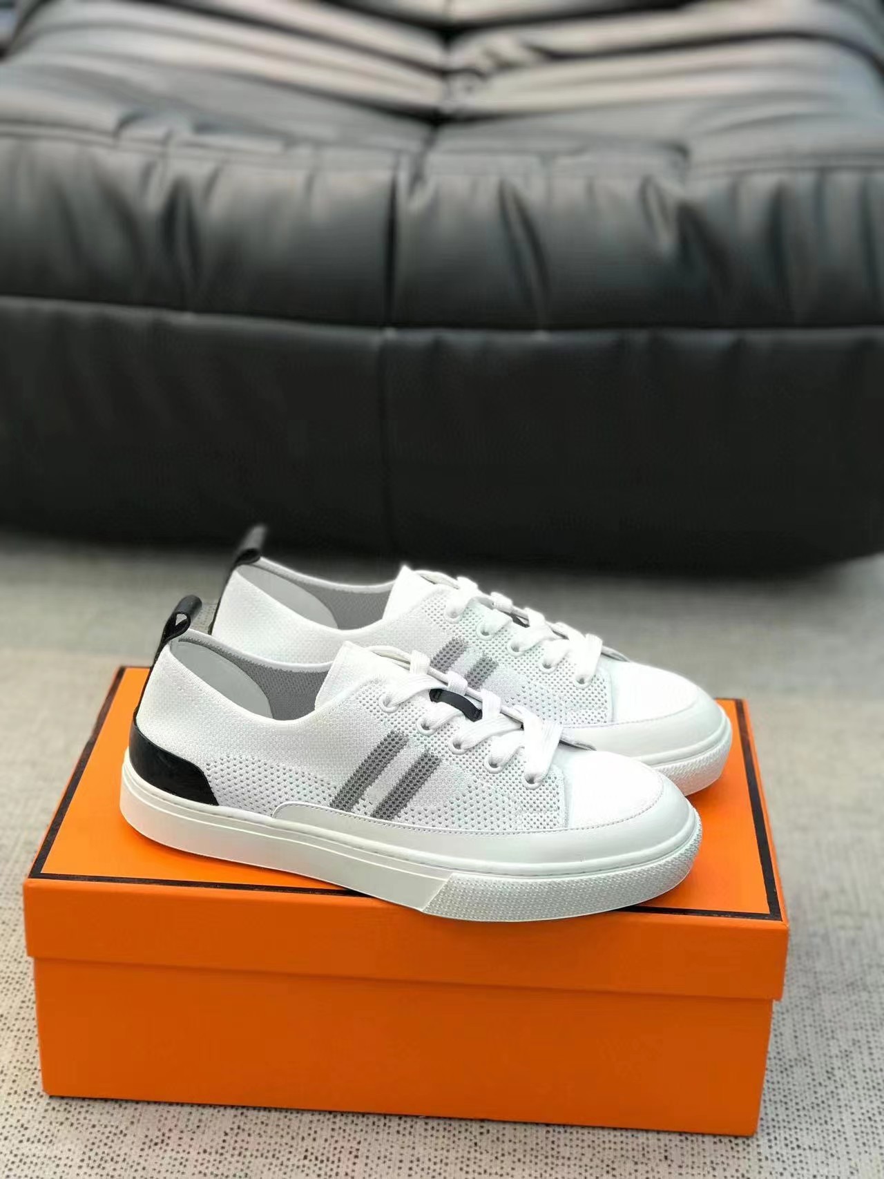 Casual Shoes Designer Luxury Man Leather Sneakers White Black Blue Top Lace Up Spring board shoes Trendy Sneaker Breathable casual men's shoes in summer 2023
Casual Shoes Designer Luxury Man Leather Sneakers White Black Blue Top Lace Up Spring board shoes Trendy Sneaker Breathable casual men's shoes in summer 2023