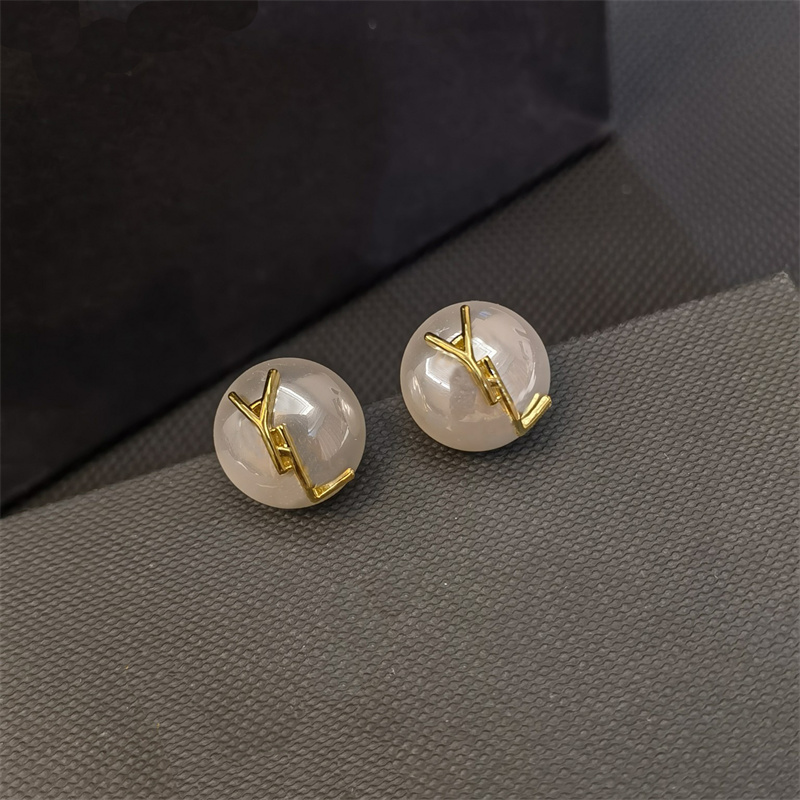 Gold Pearl Ear Studs Designer Hoop Earring Woman Earrings Letter Silver Luxury Brand Pearl Hoop Earrings Diamond Jewelry Lady Earring
Gold Pearl Ear Studs Designer Hoop Earring Woman Earrings Letter Silver Luxury Brand Pearl Hoop Earrings Diamond Jewelry Lady Earring