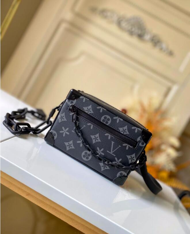2023 Classic Designer Jewelry Box Practical Large classic capacity crossbody bag Casual square box Travel makeup box, Khaki
2023 Classic Designer Jewelry Box Practical Large classic capacity crossbody bag Casual square box Travel makeup box, Khaki