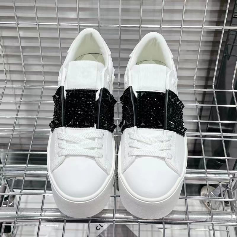 Casual shoes designer shoes women Travel lace-up sneaker fashion Increase the thick bottom high-heeled shoes Decorative diamond sneaker girl free shipping shoes, White
Casual shoes designer shoes women Travel lace-up sneaker fashion Increase the thick bottom high-heeled shoes Decorative diamond sneaker girl free shipping shoes, White