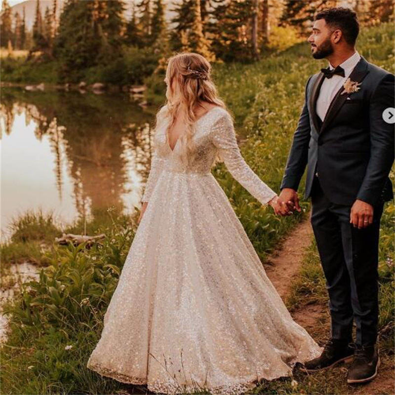 Bling Sequin Wedding Dress 2023 Sexy V Neck Country Outdoor Bridal Gowns Floor Length Long Sleeve Garden Backless Sparkle Bride Vestidos De Novia hipp