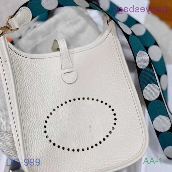 Designer Bag Bags Mini Hand 2023 Wax Evelynbag Tote Sewn Thread h Cowhide Women's Togo Leisure 18cm 5l3b With Logo MA78
Designer Bag Bags Mini Hand 2023 Wax Evelynbag Tote Sewn Thread h Cowhide Women's Togo Leisure 18cm 5l3b With Logo MA78