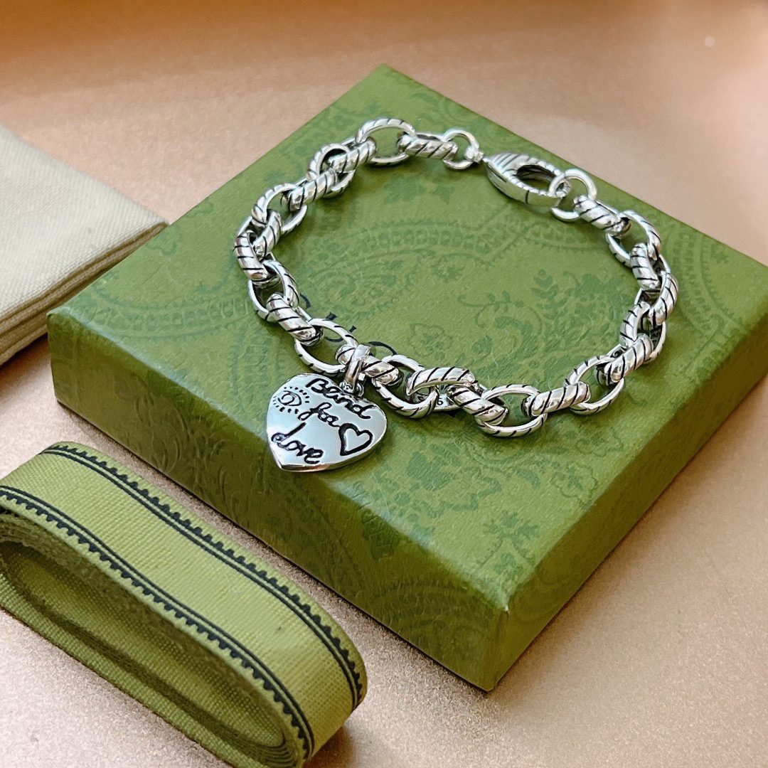 Designer GGity Charm Luxury Bracelets Double G Fashion Jewelry Women Chain Metal Bracelet Pearl for Woman Chains o9
Designer GGity Charm Luxury Bracelets Double G Fashion Jewelry Women Chain Metal Bracelet Pearl for Woman Chains o9