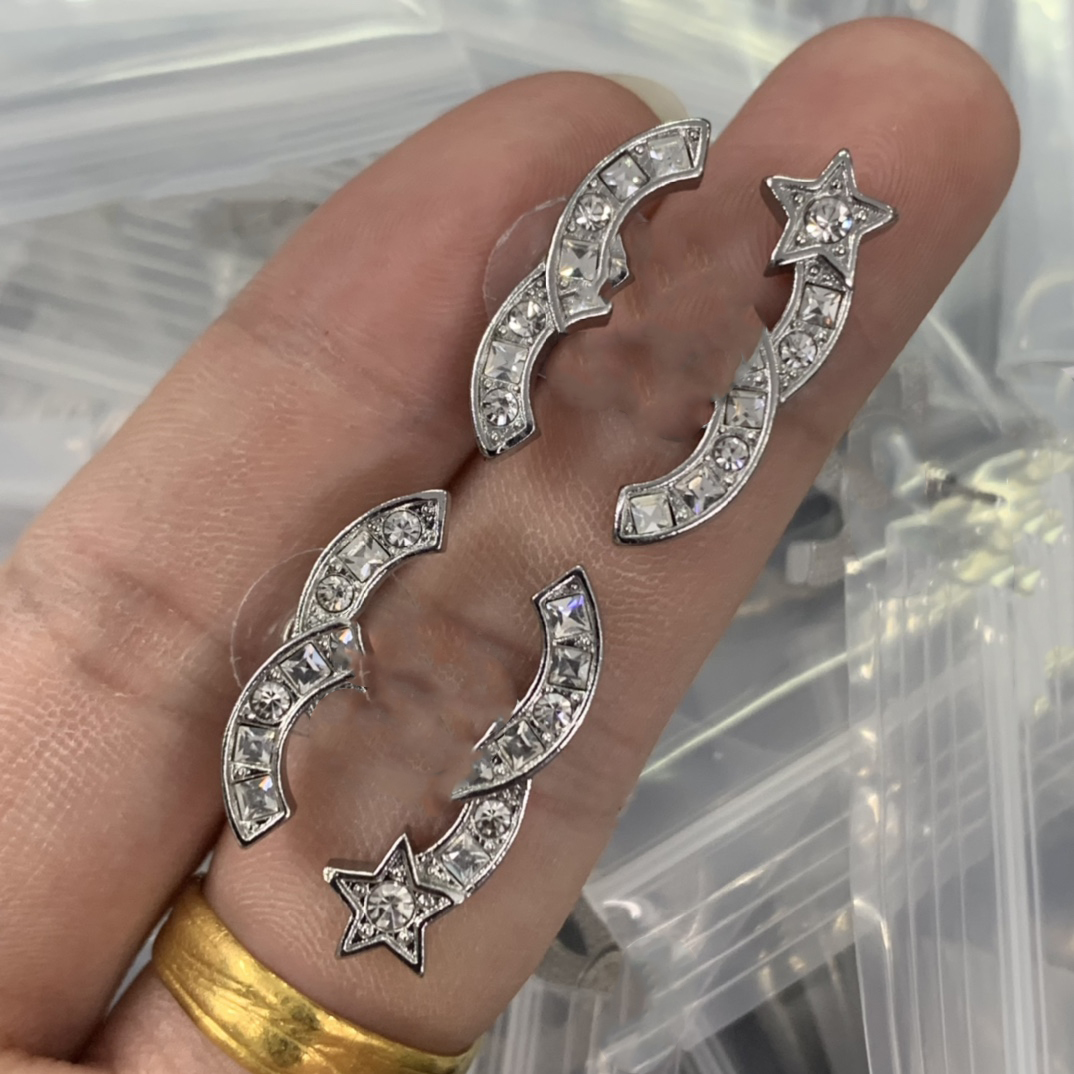 Designer letter pearl earrings diamond pendant ccity gold earrings luxury jewelry for women fashion brand silver wedding high quality vv