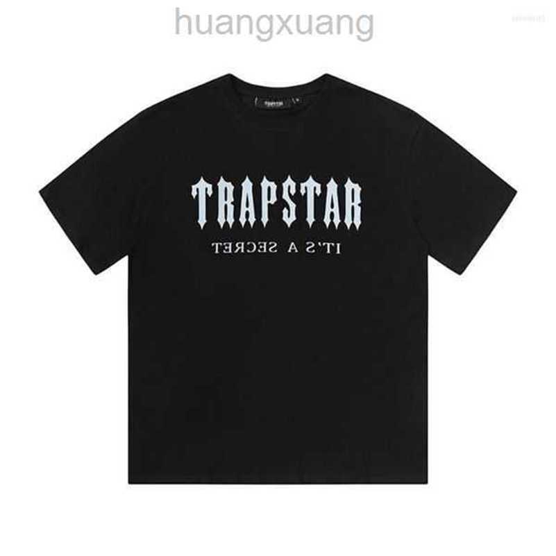 Men's T Shirts Trap Spring Summer Men Women Shirt Gradient Color Alphabet Hip Hop High Street Casual Short Sleeve TeeK21I
Men's T Shirts Trap Spring Summer Men Women Shirt Gradient Color Alphabet Hip Hop High Street Casual Short Sleeve TeeK21I