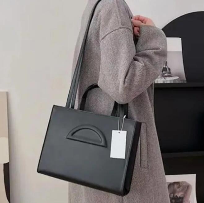 Designers Bags Marc the tote bag shopping bag Luxury Bushwick Birkin Bag Handbag Classic Clutch Fashion It Bag designer Totes bags, Customize
Designers Bags Marc the tote bag shopping bag Luxury Bushwick Birkin Bag Handbag Classic Clutch Fashion It Bag designer Totes bags, Customize