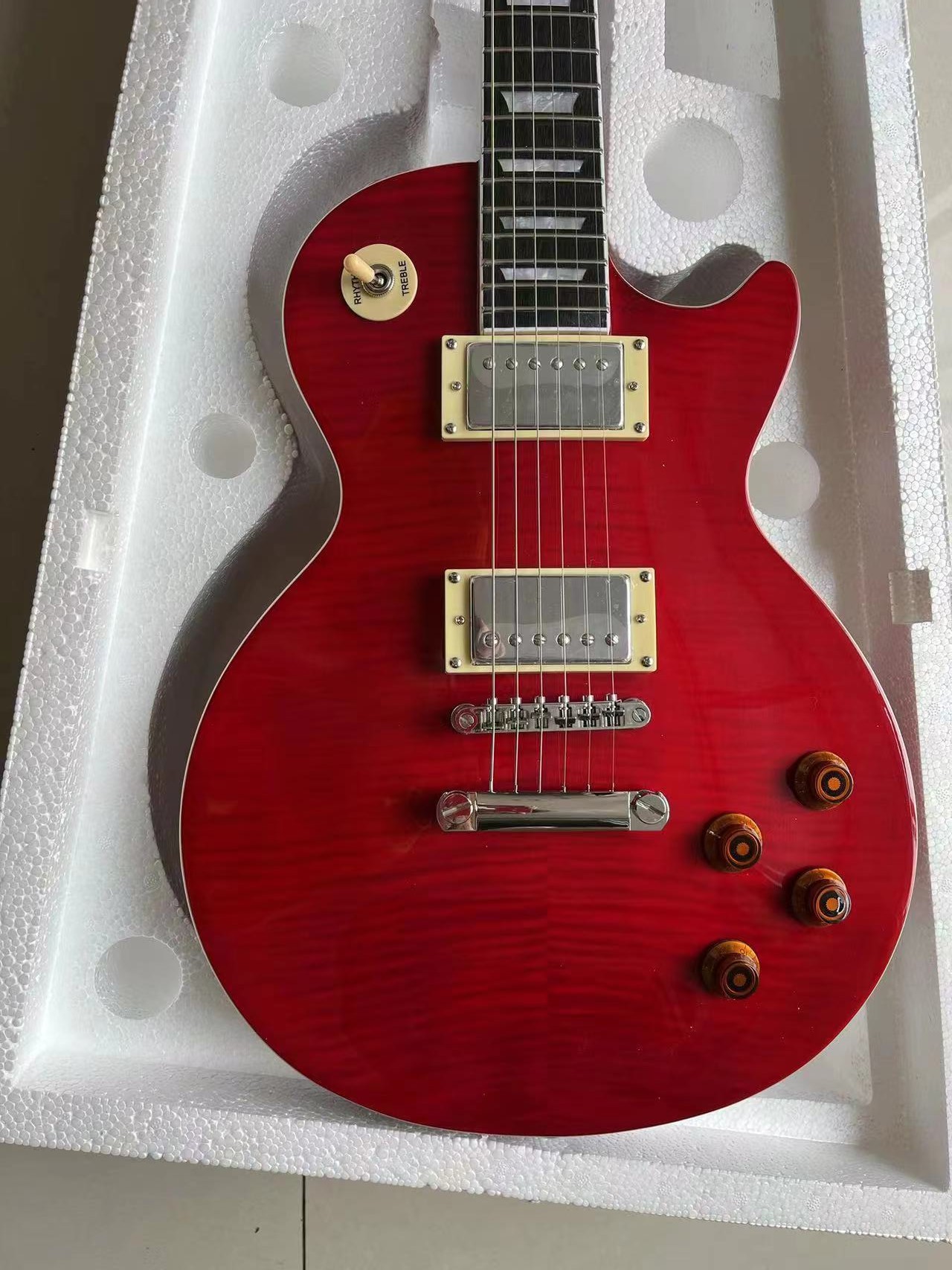Send in 3 days Flame Maple Top G Les Standard Brown LP Paul Electric Guitar in stock GVSAGASR 
Send in 3 days Flame Maple Top G Les Standard Brown LP Paul Electric Guitar in stock GVSAGASR