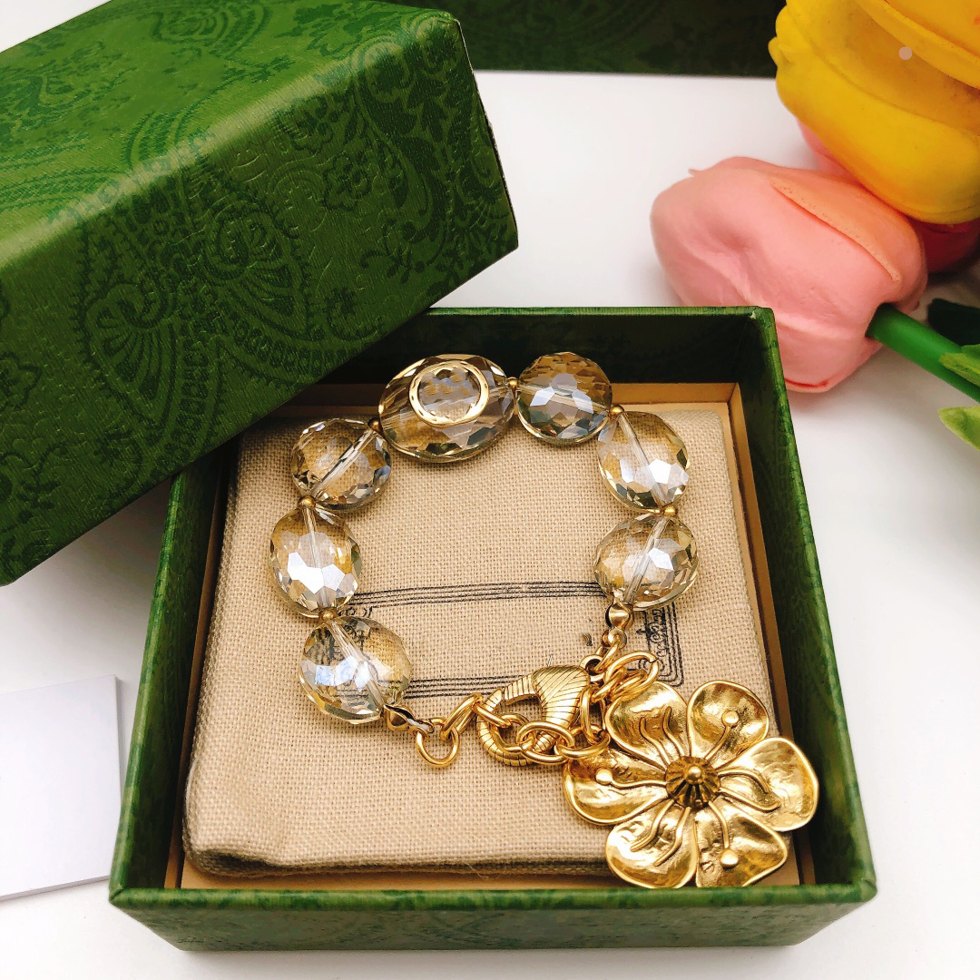 Designer GGity Charm Luxury Bracelets Double G Fashion Jewelry Women Chain Metal Bracelet Pearl for Woman Chains oiupo
Designer GGity Charm Luxury Bracelets Double G Fashion Jewelry Women Chain Metal Bracelet Pearl for Woman Chains oiupo