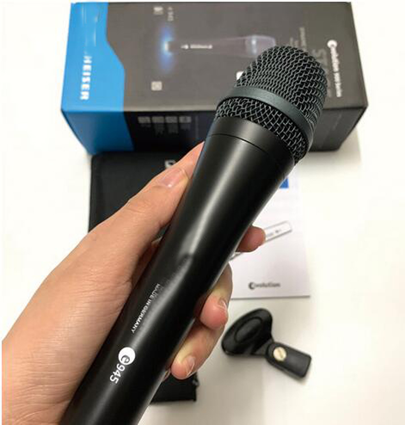 Top Quality e-945 Professional Dynamic Microphone Super cardioid Vocal 975 e945 Wired Podcast MZQ800 Clip Mic for Game TV Live Vocal Recording Perform