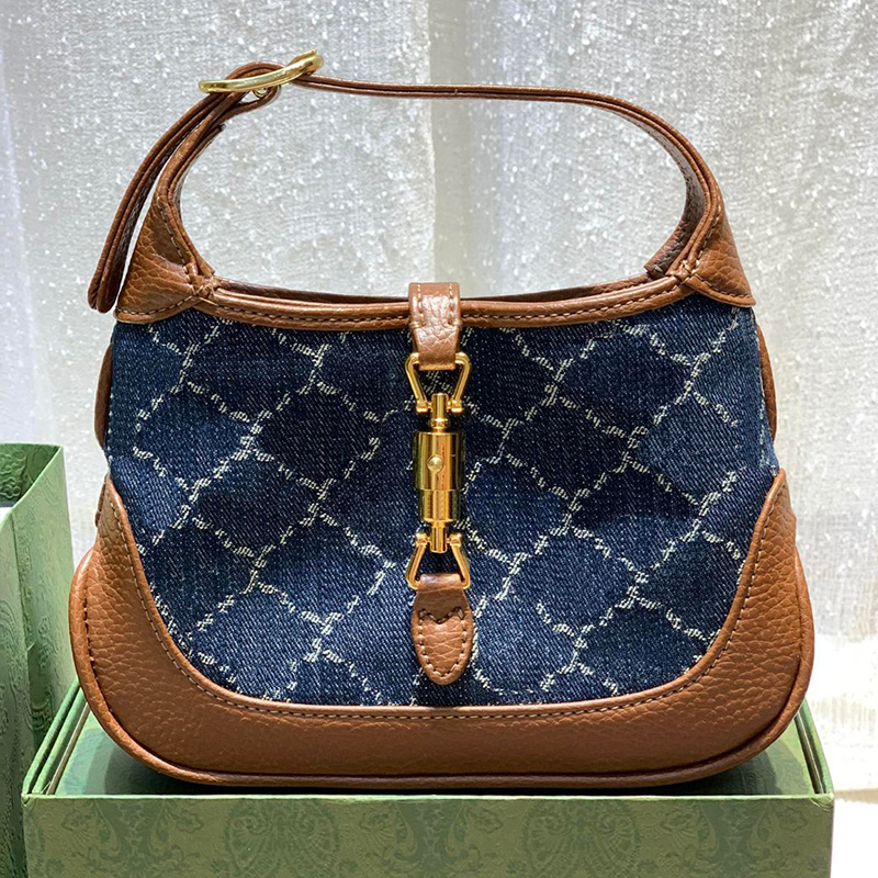 Mini Portable Tote bag 685127 Designer Fashion Ethos Shoulder Bag Multi-function Wallet Card Bag Classic Letter crossbody bag
Mini Portable Tote bag 685127 Designer Fashion Ethos Shoulder Bag Multi-function Wallet Card Bag Classic Letter crossbody bag