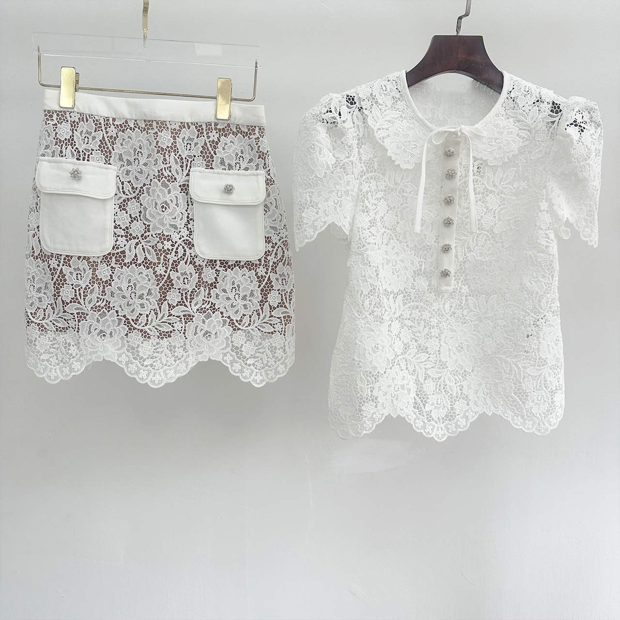 Casual Dresses New S/elf Portrait Lace Hook Flower Elegant Short Sleeve Shirt+Half Skirt Set