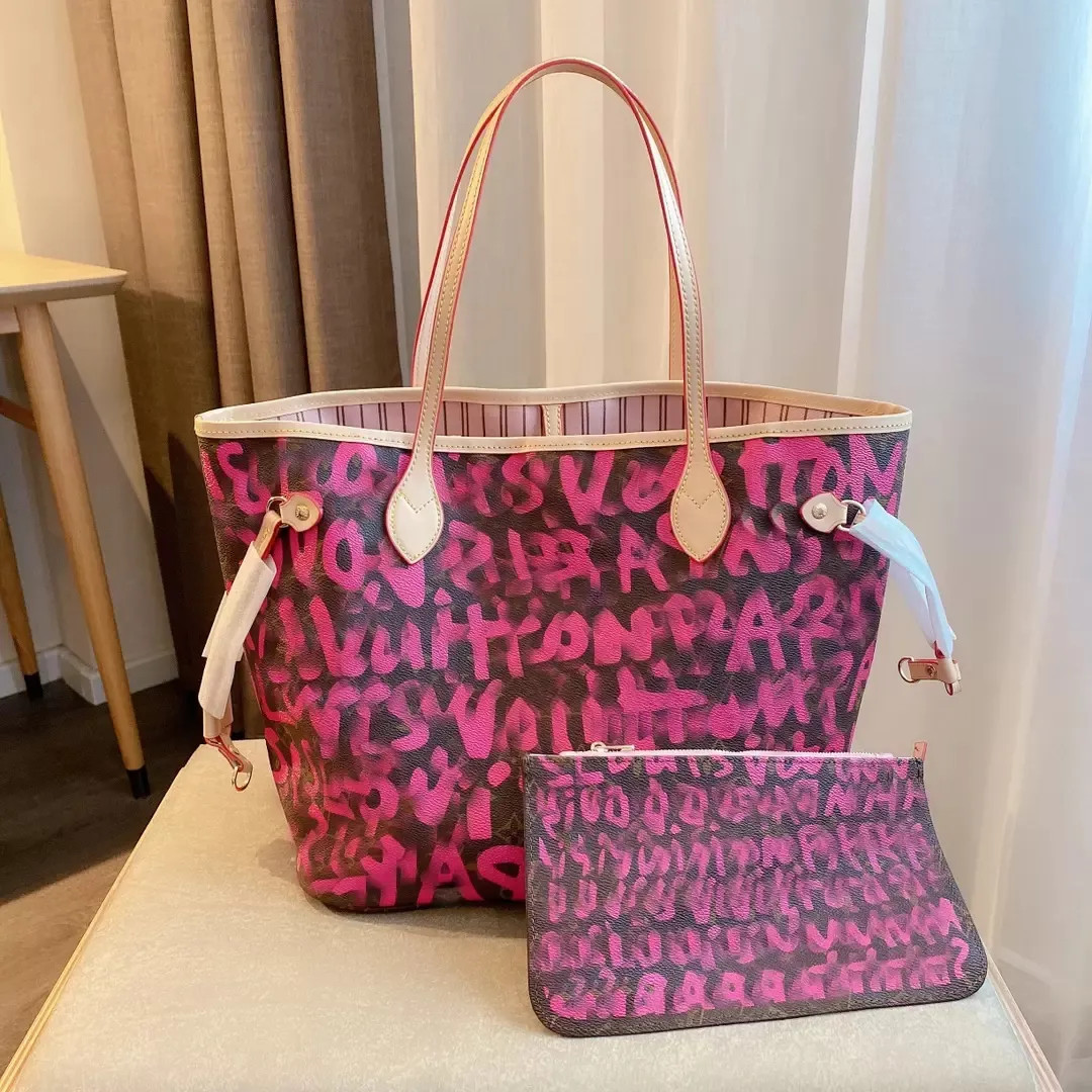 Genuine Leather Fashion Bags 2pcs Set Designer Tote Bag Women Accessories Graffiti Luxury Shoulder Bags Women Leather Handbags, Box
Genuine Leather Fashion Bags 2pcs Set Designer Tote Bag Women Accessories Graffiti Luxury Shoulder Bags Women Leather Handbags, Box