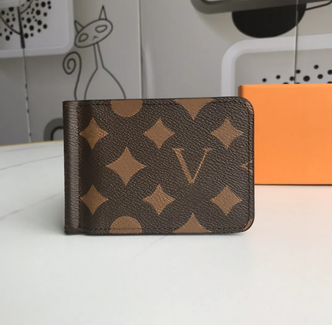 Leather CARD holder wallet Checking clip short purse with original box 
Leather CARD holder wallet Checking clip short purse with original box