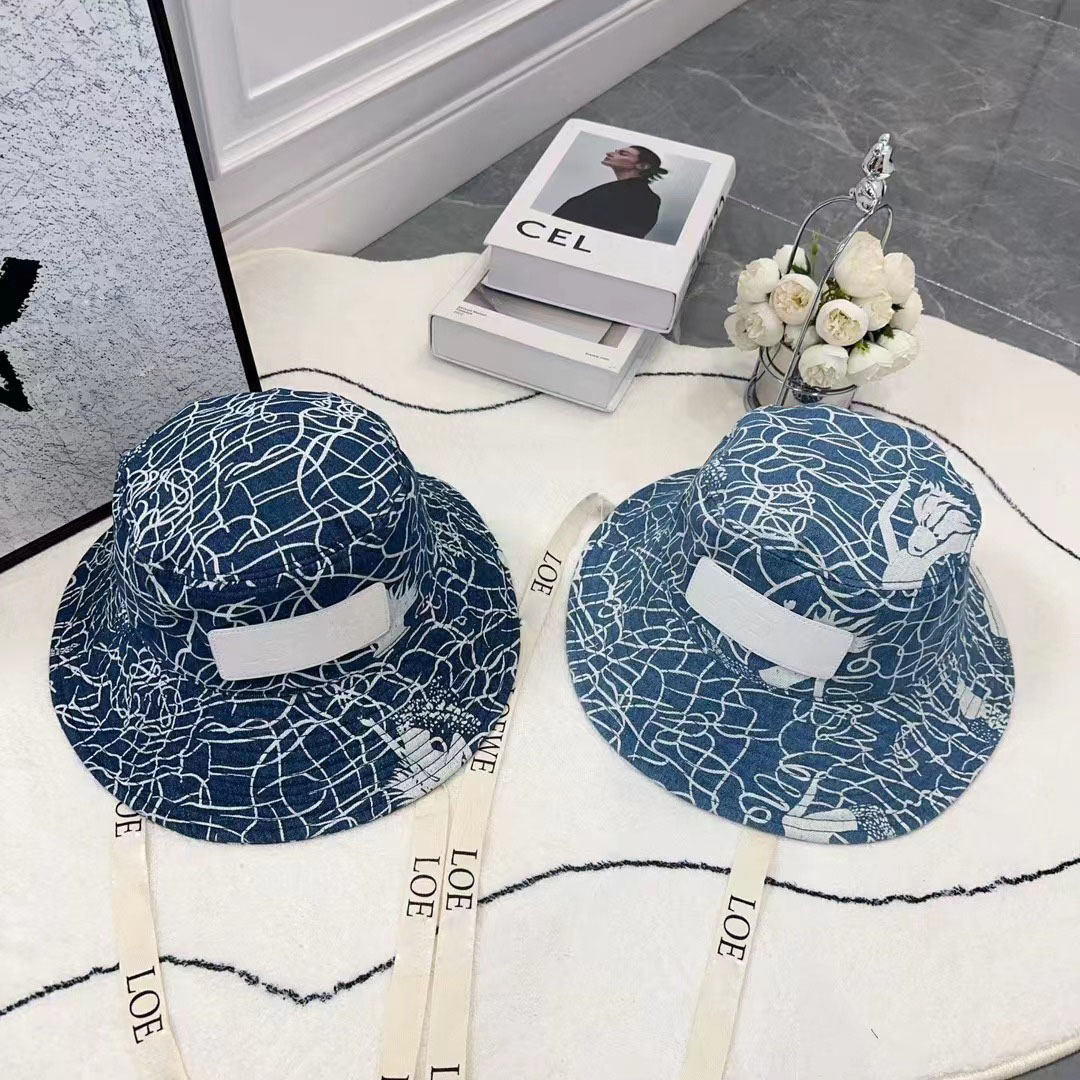 Couple Summer Fashion Designer Bucket hat Outdoor Vacation Travel Sun shading Letter Embroidery Graffiti Wide Brim Hats, Dark blue
Couple Summer Fashion Designer Bucket hat Outdoor Vacation Travel Sun shading Letter Embroidery Graffiti Wide Brim Hats, Dark blue