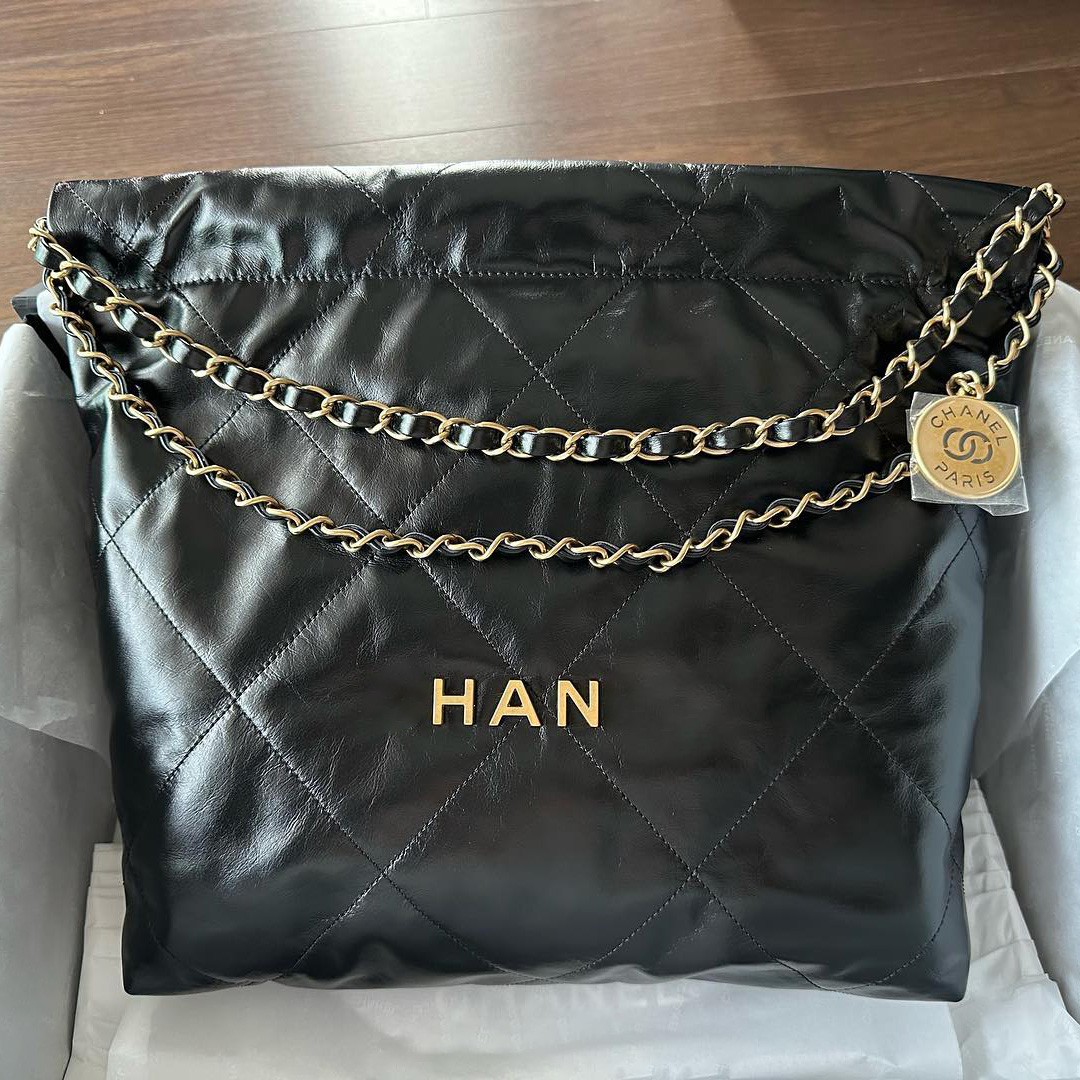 22 channel Designer CrossBody large capacity cc Bags wholesale Mens clutch tote Genuine Leather Shoulder bag Womens purse and handbag pochette Luxury travel bag, Black
22 channel Designer CrossBody large capacity cc Bags wholesale Mens clutch tote Genuine Leather Shoulder bag Womens purse and handbag pochette Luxury travel bag, Black
