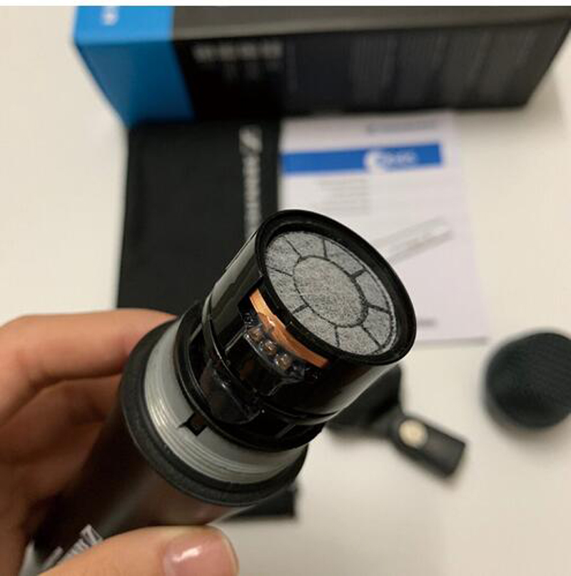 Top Quality e-945 Professional Dynamic Microphone Super cardioid Vocal 975 e945 Wired Podcast MZQ800 Clip Mic for Game TV Live Vocal Recording Perform