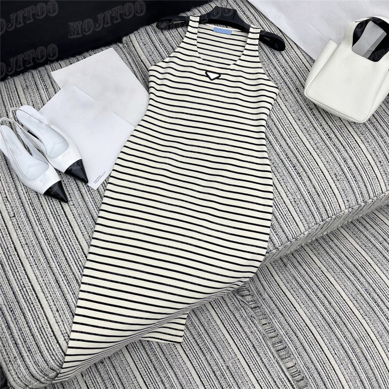 Striped Vest Dresses For Women Metal Badge Split Long Skirts Vacation Style Lady Casual Slim Dress, Black
Striped Vest Dresses For Women Metal Badge Split Long Skirts Vacation Style Lady Casual Slim Dress, Black