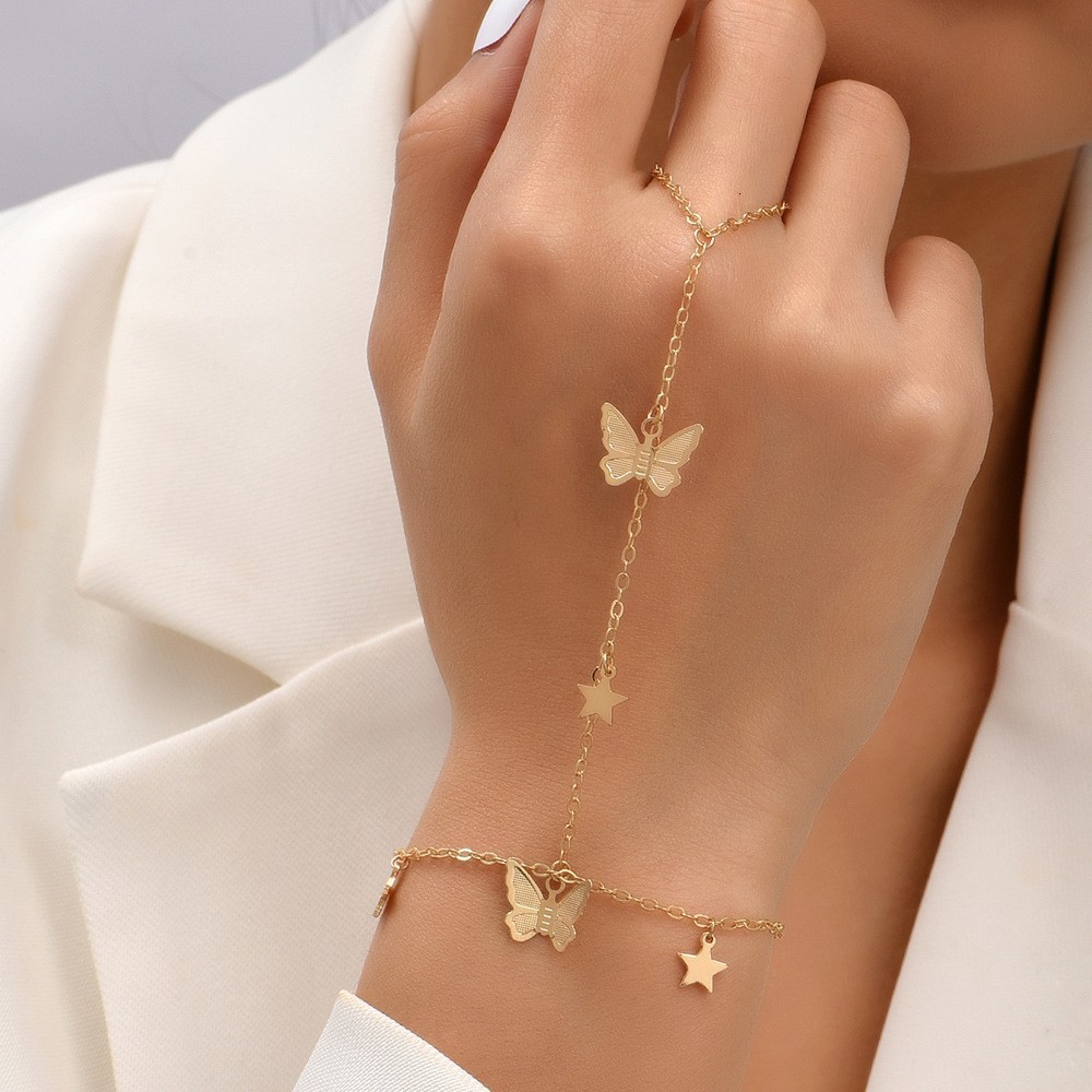 Charm Bracelets Creative Tiny Chain Bracelet Finger Rings For Women Gold Color Link Chains Connecting Hand Harness Jewelry Gift 230410