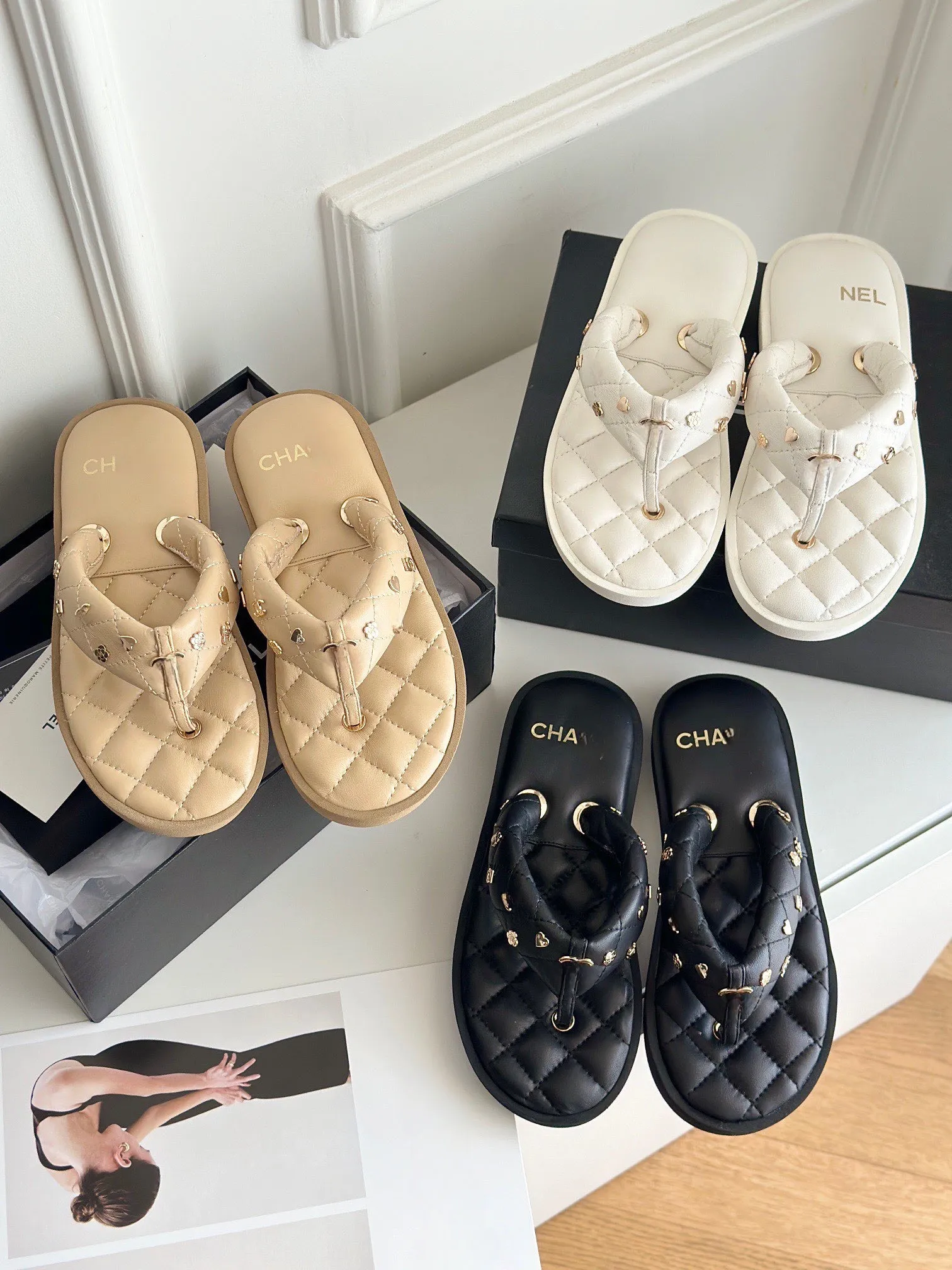 designer Sandal Women slides platform Beach Outdoor Leather Flip Flop Flat Sandals Hawaii Style Sandal for Summer Beach Casual Lightweight Slip On Slides