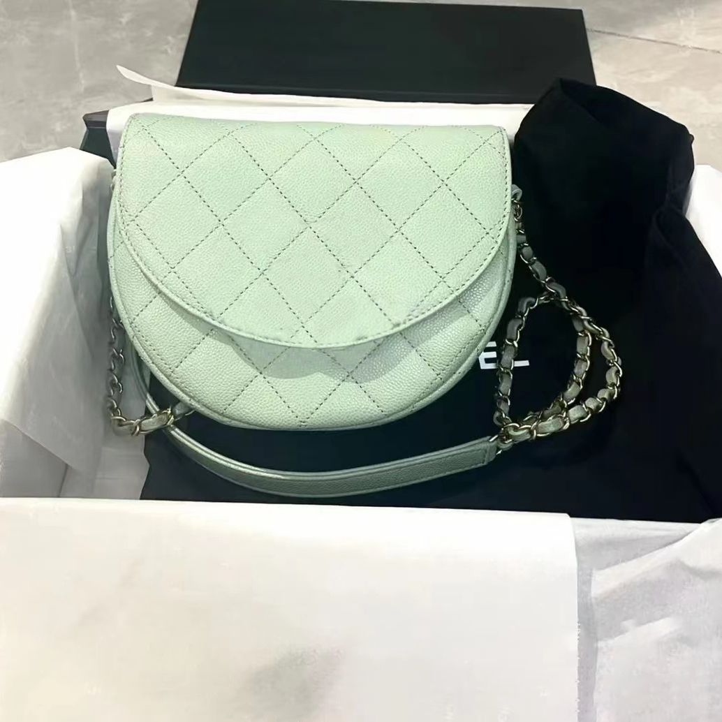 2023 new half moon luxurys Designer Shoulder bag Toiletry Kits Shopping handbags Totes camera cowhide Cross Body pochette Organizer Vintage Womens mens Clutch Bags, Black
2023 new half moon luxurys Designer Shoulder bag Toiletry Kits Shopping handbags Totes camera cowhide Cross Body pochette Organizer Vintage Womens mens Clutch Bags, Black