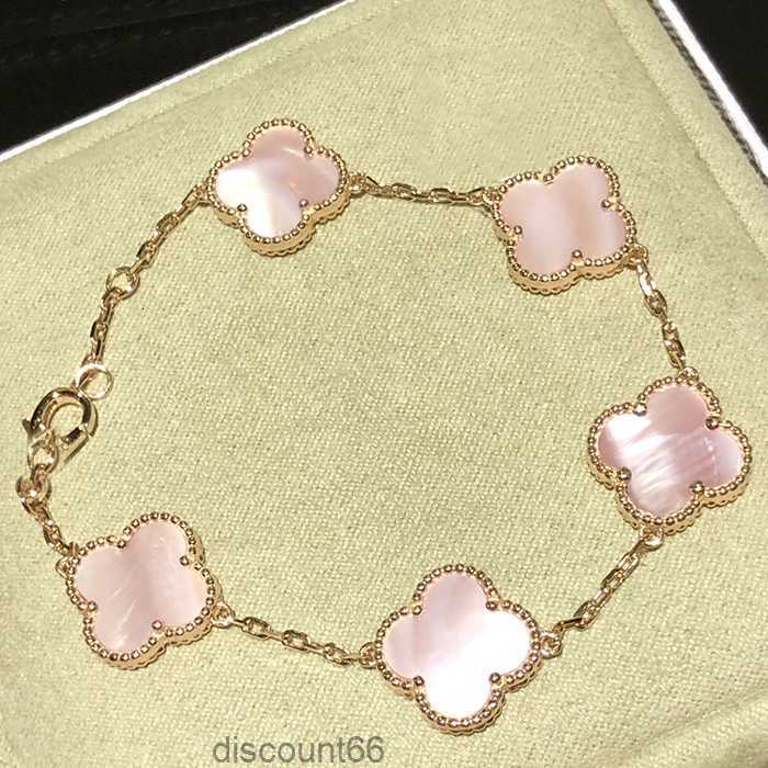 four leaf clover Bracelet Natural Shell Gemstone 925 silver designer for woman T0P quality highest counter quality classic style exquisite gift with box 009AIAS
four leaf clover Bracelet Natural Shell Gemstone 925 silver designer for woman T0P quality highest counter quality classic style exquisite gift with box 009AIAS