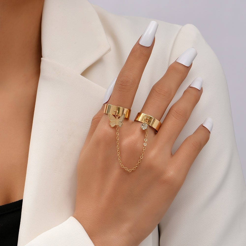 Charm Bracelets Creative Tiny Chain Bracelet Finger Rings For Women Gold Color Link Chains Connecting Hand Harness Jewelry Gift 230410