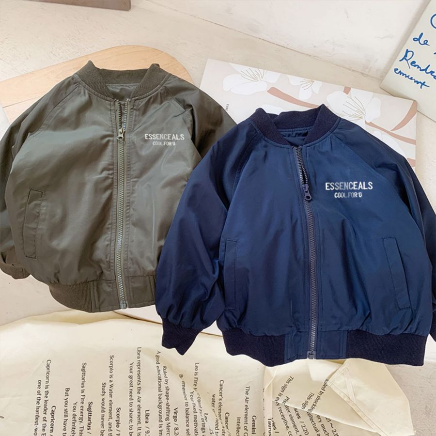 New Design Children's Jacket Top Spring Style Boys' Clothing British Style Solid Color Embroidery Letter Coat High Quality 2 to 14 Year Old Baby Clothing Wholesale, Navy
New Design Children's Jacket Top Spring Style Boys' Clothing British Style Solid Color Embroidery Letter Coat High Quality 2 to 14 Year Old Baby Clothing Wholesale, Navy