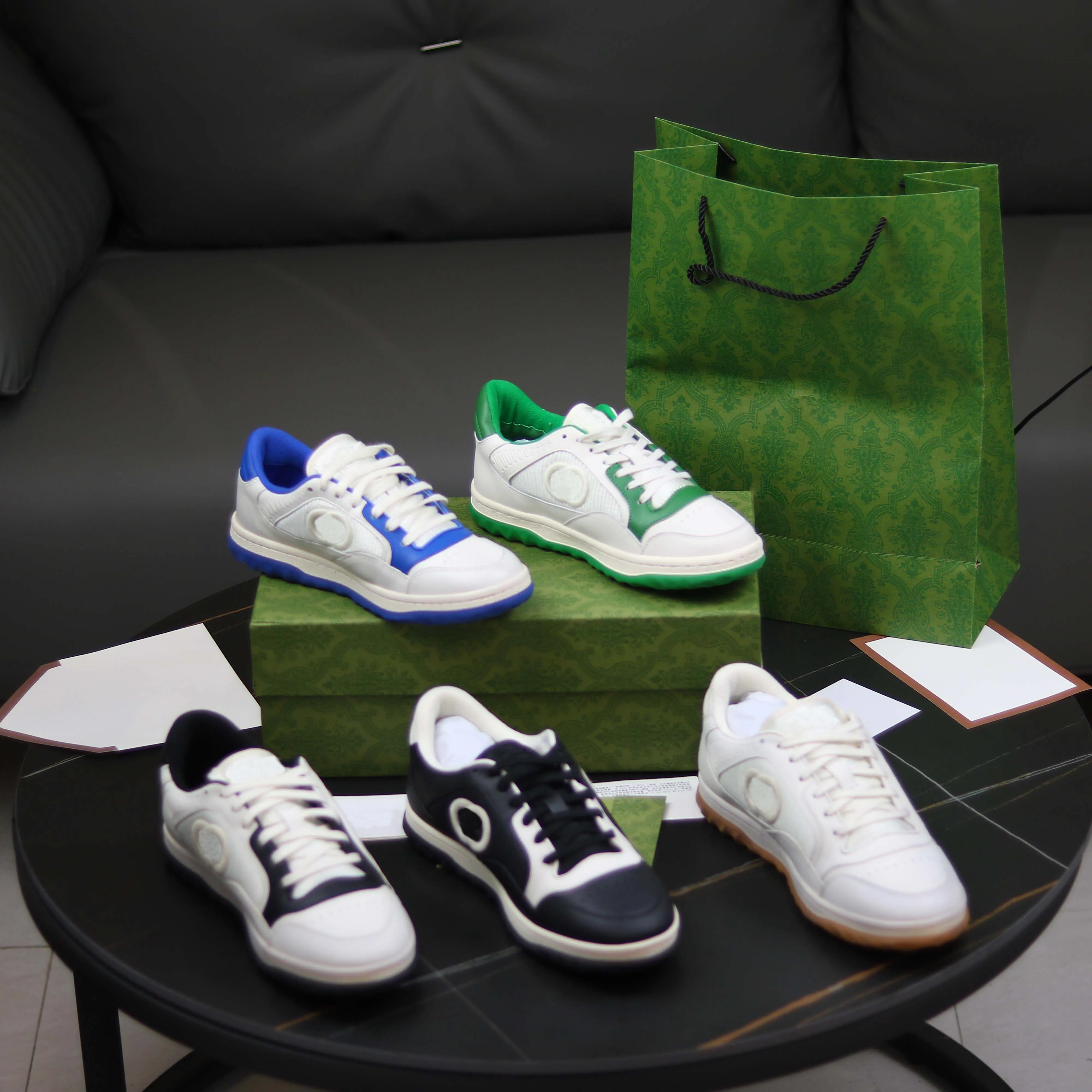 New Designer Fashion Casual Shoes Men's and Women Mac80 Embroidered Retro Sports Shoes Men and Women Luxury Flat Sports Shoes Size 35-45 Popular
New Designer Fashion Casual Shoes Men's and Women Mac80 Embroidered Retro Sports Shoes Men and Women Luxury Flat Sports Shoes Size 35-45 Popular
