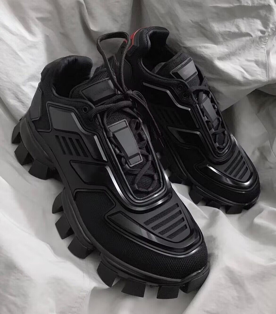 Top Luxury Cloudbust Thunder Men Sneakers Shoes Technical Knit Fabric Footwear Light Rubber Sole Mesh Leather Footwear Men Runner Sport Original Box