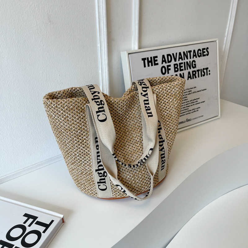 Beach Bags Summer New Simple and Generou Bag Letter Ribbon Shoulder Woven Tote, Creamy-white-27x25x25cm
Beach Bags Summer New Simple and Generou Bag Letter Ribbon Shoulder Woven Tote, Creamy-white-27x25x25cm